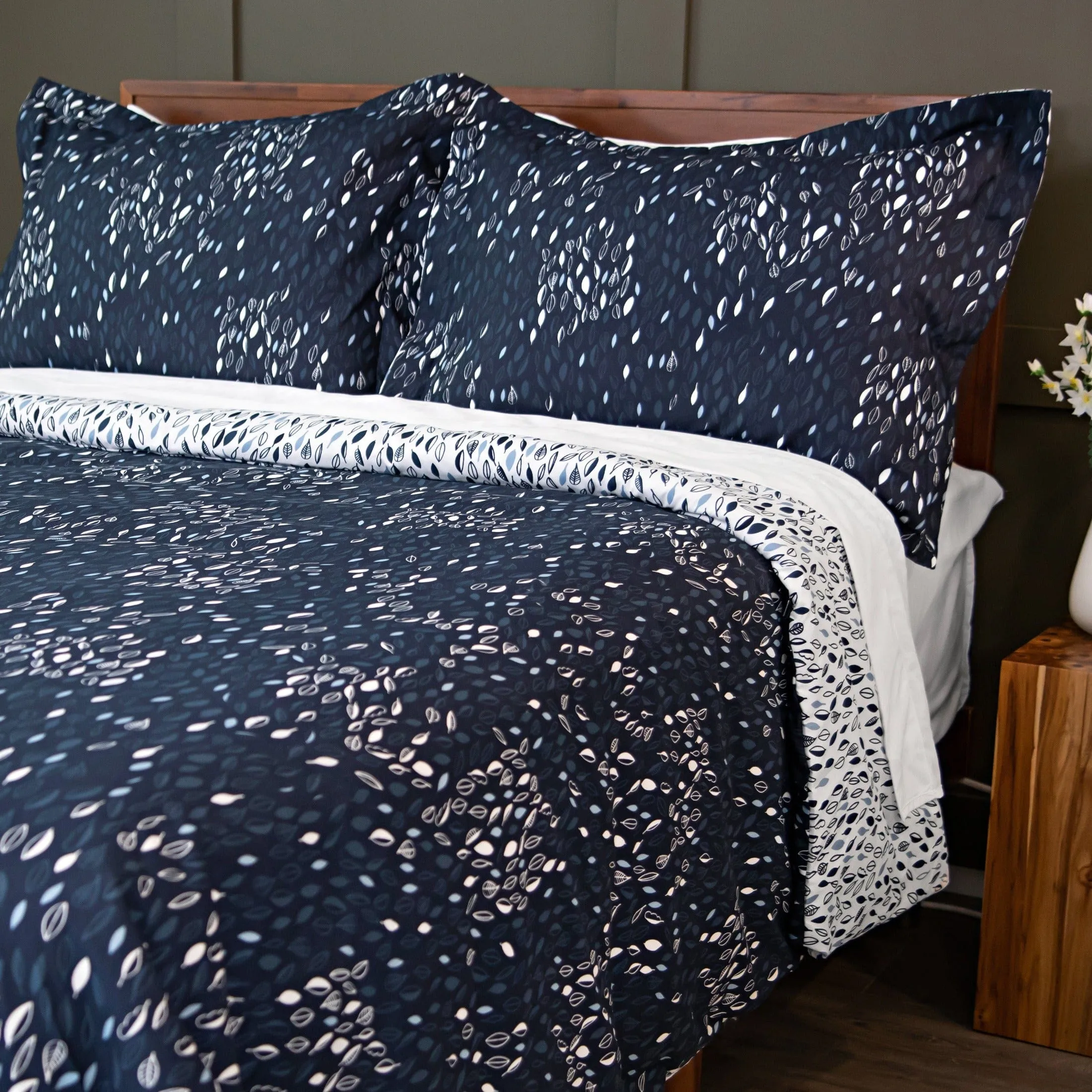 Botanical Leaves Reversible Duvet Cover Set