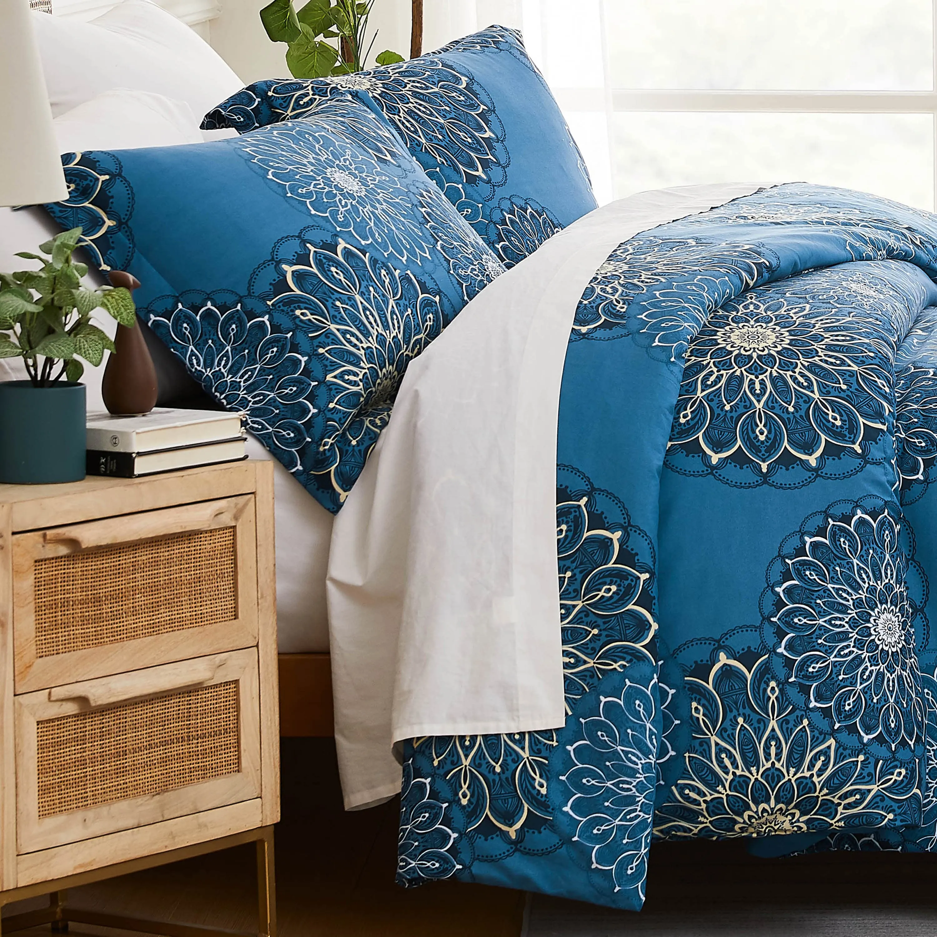 Midnight Floral Duvet Cover Set