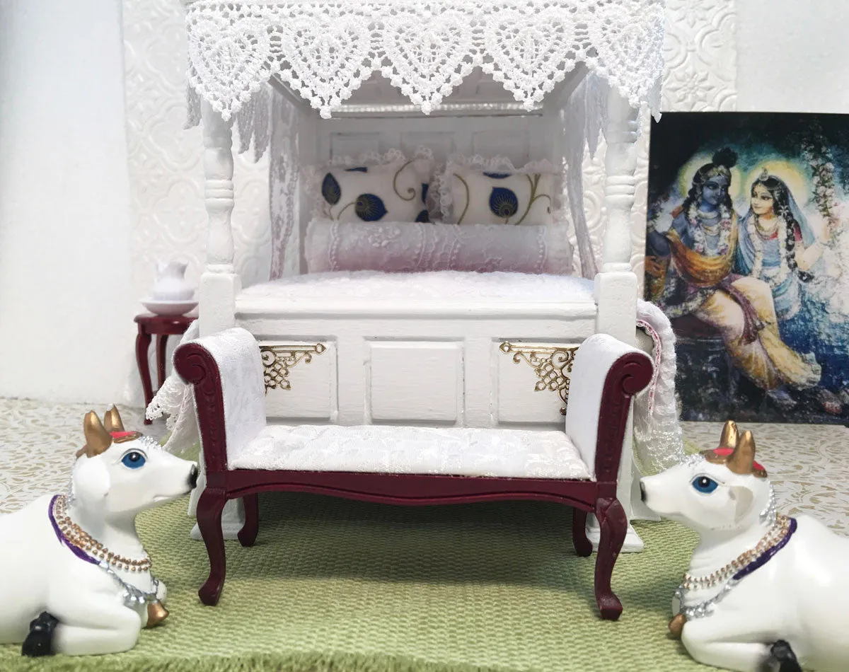 Queen-White Krishna Prema Canopy Bed