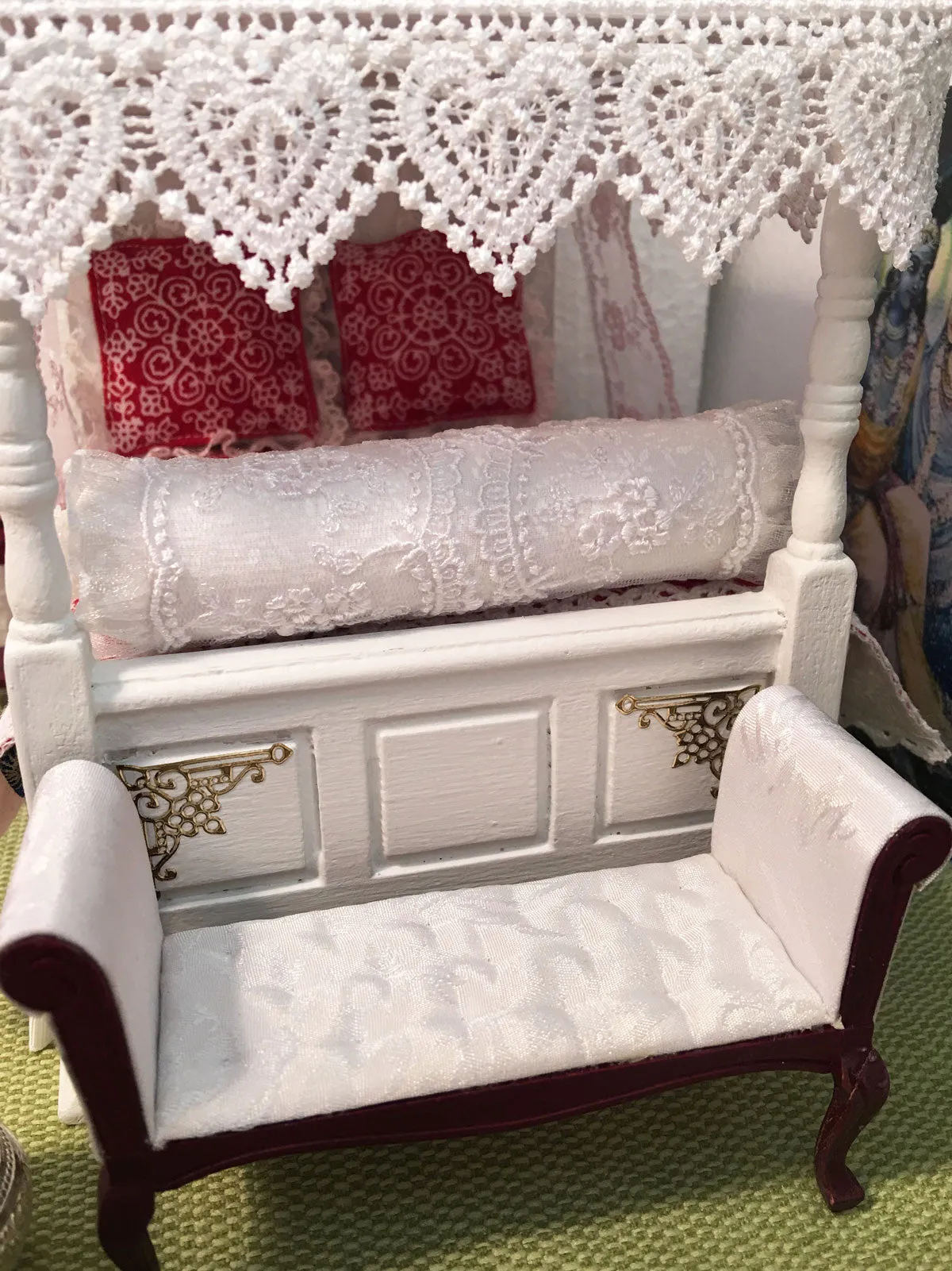 Queen-White Krishna Prema Canopy Bed