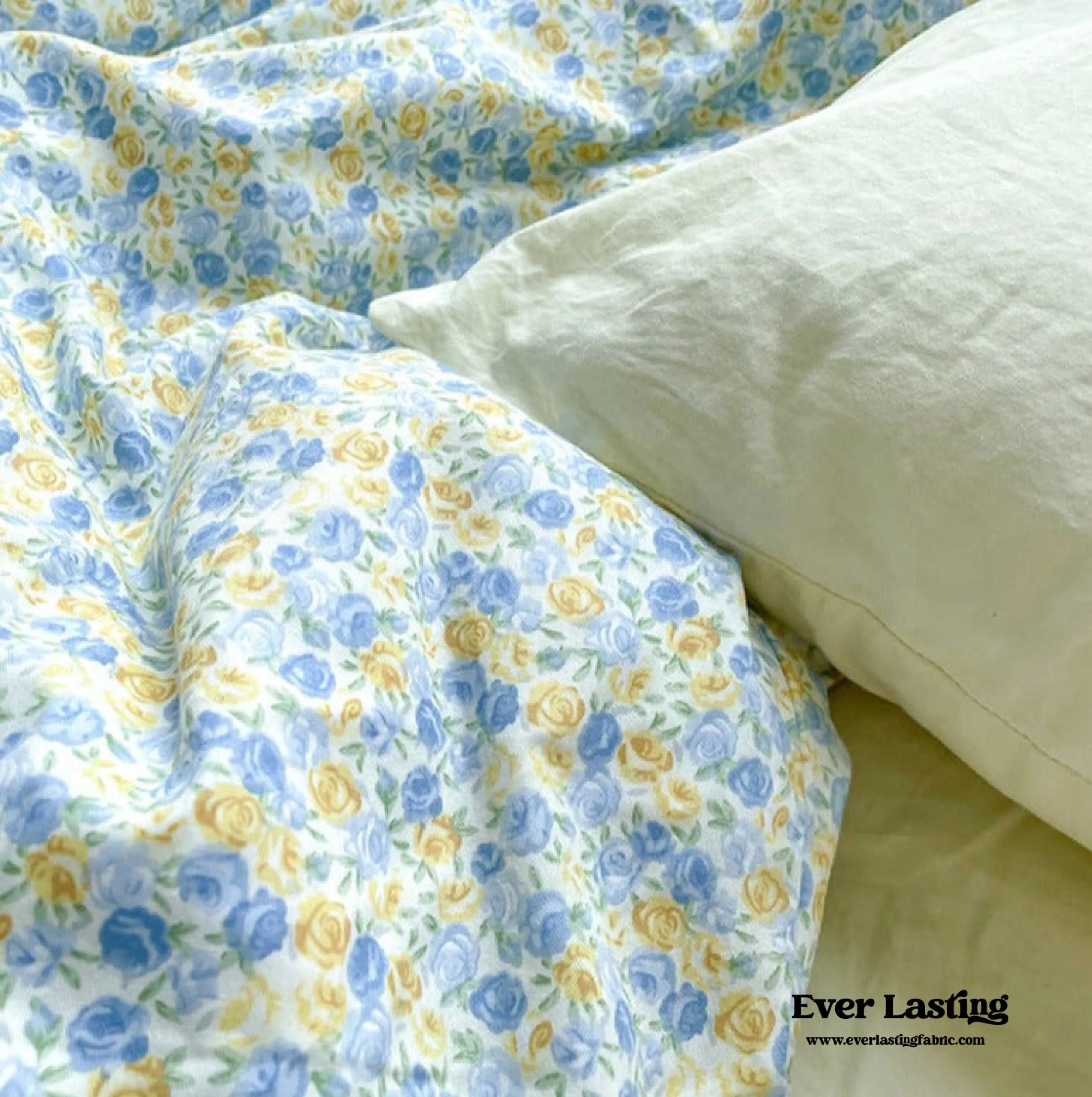 Vintage Inspired Floral Duvet Cover / Brown   Beige